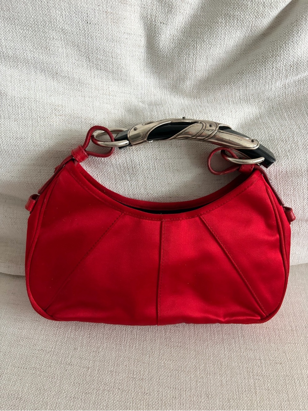 Rare Vintage YSL Mombasa | Red Silk Satin | Tom Ford era Yves Saint Laurent - Picture 17 of 17